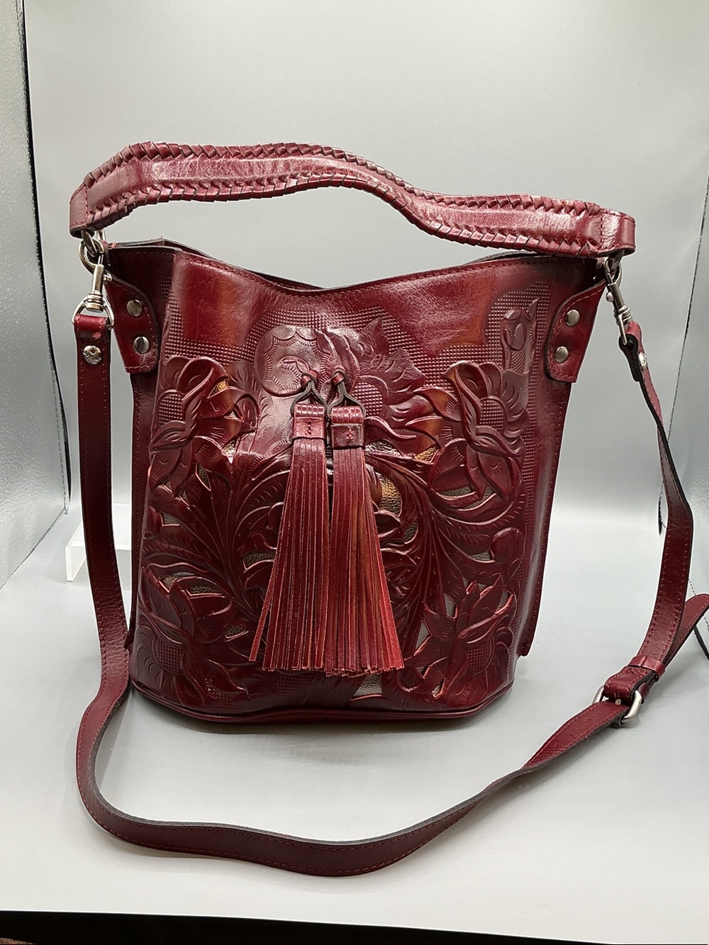Patricia Nash Womens Bag Otavia Leather Bucket Crossbody Wine & Metallic Western